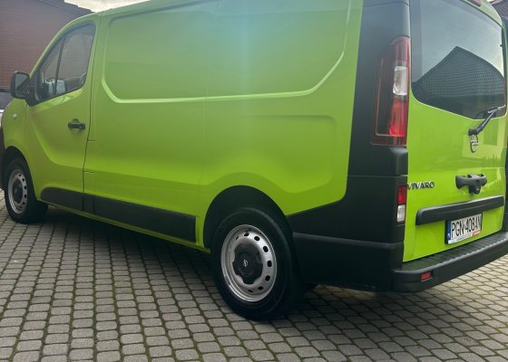 OPEL VIVARO 